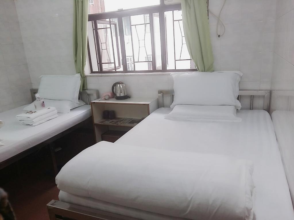 New Yan Yan Guest House Reception 9Th Floor Flat E4 E6 Hong Kong Bagian luar foto