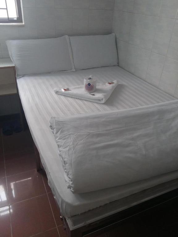 New Yan Yan Guest House Reception 9Th Floor Flat E4 E6 Hong Kong Bagian luar foto